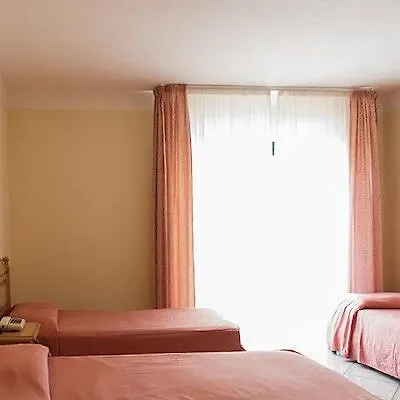 Hotel Maria Rosaria Orosei 4*,